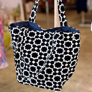 Shaan-Buckram Tote Bag 'Black'