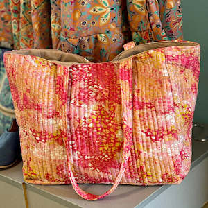 VISHA Quilted Tote - Sunrise