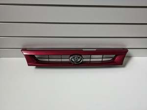 Genuine Front Bumper Grill Toyota Corolla AE101 1992 - 1996 Used