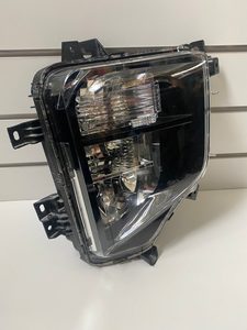 Headlights: Genuine Headlight Fog Lamp Mitsubishi Triton Facelift KK/KL 2019-2022 Used