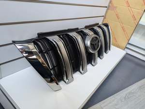 Genuine Front Bumper Grill Toyota Prado J150 FL 2013 - 2017 New