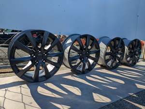 Wheels Rims: Genuine 18" x 8" Wheels Maserati Levante Tipo M161 2017 - 2022 Used