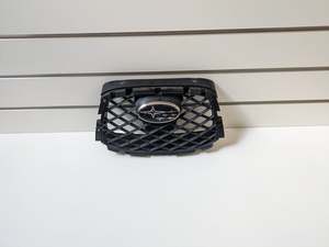 Genuine Radiator Grill Subaru Impreza Wrx GD Hawkeye 2005 -2007 Used
