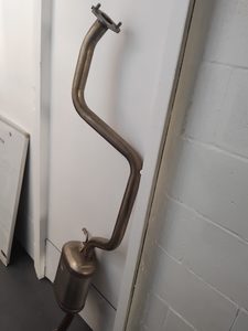 Exhaust: Genuine Middle Muffler Exhaust Suzuki Jimny 4th Gen (JB64W / JB74W) 2018-2024 Used