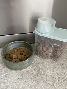 Products: Dog Food Container