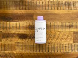 Shampoo: Olaplex No4P Blonde Enhancer toning shampoo