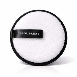 Cleansers: Carol Priest Reusable Cleansing Pad