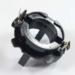 Adapters: H7 HID / LED Adapter / Base Holder
