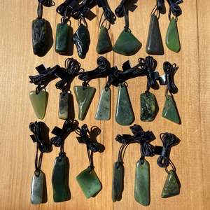 Pounamu Pendants: Tumbled NZ Pounamu Pendants - 20 Piece Set