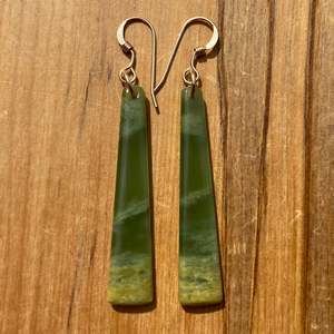 Pounamu Pendants: Marsden Flower Jade Pounamu and Gold Toki Earrings