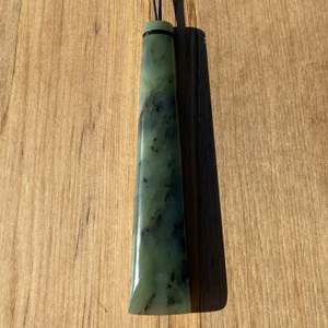 Pounamu Toki Pendants: Inanga Pounamu Pendant