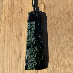 Pounamu Toki Pendants: Tangiwai Pounamu Pendant