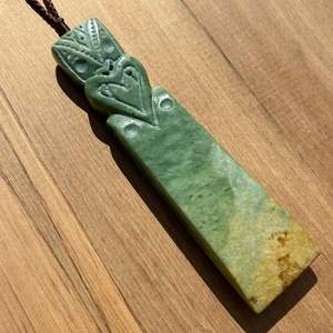 Marsden Flower Jade Pounamu Tekoteko Toki Pendant