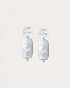 Pearls: Flora Earrings - Silver