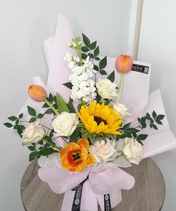 Products: Cheerful Bouquet Florist Choice - Casa Event