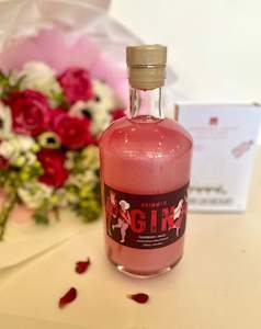 Alcohol: Pink Shimmer Gin Indulgence Bundle