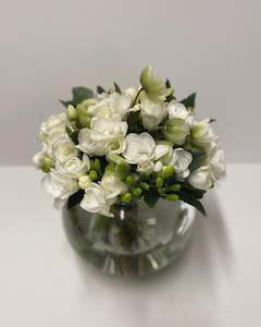 Flowers: Seasonal Posy with Vase