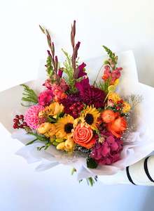 Mothers Day: Party Blooms Bouquet