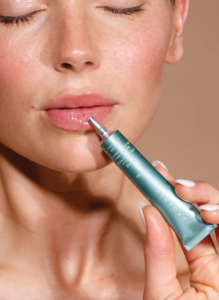 Ageing Skin: AiryDay Lip Me SPF50+ Vanilla Gloss