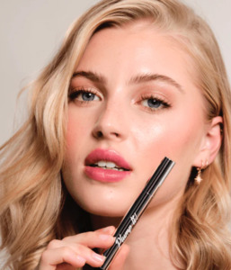 Lip: Volumising Lip Plumper