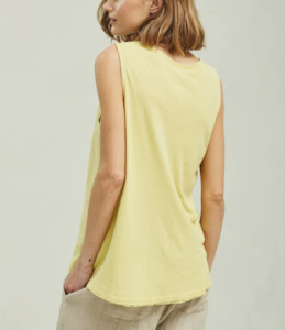 Shirts: Kristen du Nord - Linen tank top