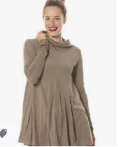 Shirts: Black Label Print top