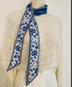 Scarves: DARK HAMPTON X LOU HELLER THE CARRIE  SILK TWILLY