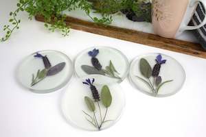 Coasters: Pressed flower round coasters
