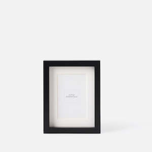 For Her: EDGE FRAME BLACK 4 x 6 SMALL