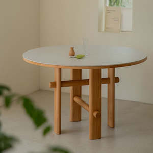 Dining Room Furniture Nz: TAVENO Dining Table - Oak
