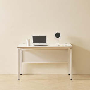 Office Desks: FOCUS 1200 Desk