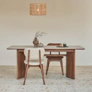 NAVI Dining Table
