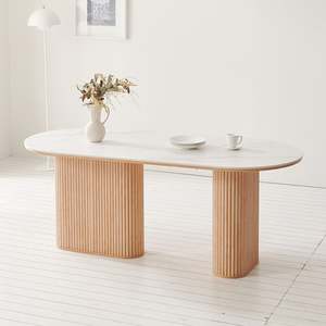 MAYER Dining Table - Oak