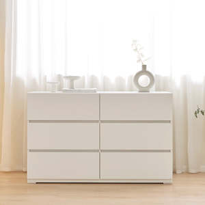 CASTLE 6 Drawer Lowboy