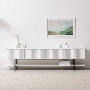 114c: TRIO Entertainment Unit - White
