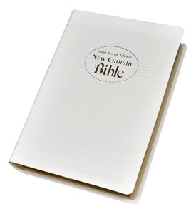 Bible: St Joseph Catholic Bible – White Large Print Family Life Catholic Gifts