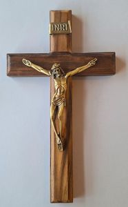 Catholic Church: Crucifix – Brazilian Made – 26cm Family Life Catholic Gifts