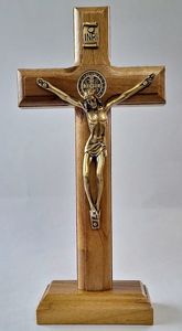 Benedict: Crucifix – Wooden Standing St Benedict, 19cm Family Life Catholic Gifts