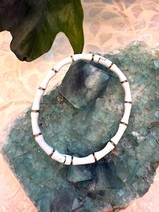 Bamboo White & Gold Hinged Bangle