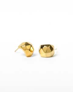 Giifts Under 100: Sovereign Gold Studs