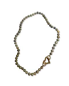 Aphrodite Pearl Necklace