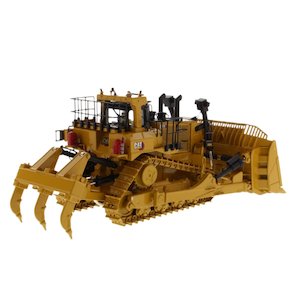 Track Type Tractor Models: CAT 1:50 D11 Fusion Track-Type Tractor High Line Series