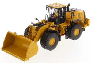 Scale Models: CAT 1:50 982 XE Wheel Loader - High Line Series