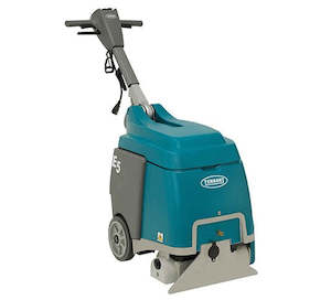 Carpet Machines: TENNANT E5 COMPACT LOW PROFILE CARPET EXTRACTOR