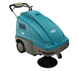 Walk Behind Sweeper Machines: TENNANT S7 WALK BEHIND BATTERY SWEEPER