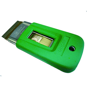 Automotive Cleaning Equipment: UNGER ERGOTEC SAFETY SCRAPER 4CM