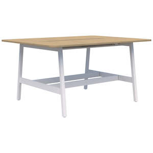 Bar Leaners: Accent Modella II Frame Touchdown Leaner