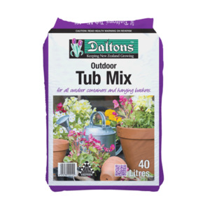 Garden Lawn Soils: Daltons Outdoor Tub Mix 40L