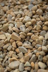Decorative Pebbles Stones: Mangatangi Gold 40/80