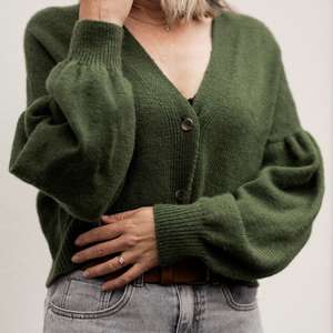 Gather Sleeve Cardi 4ply | Purl Foundry